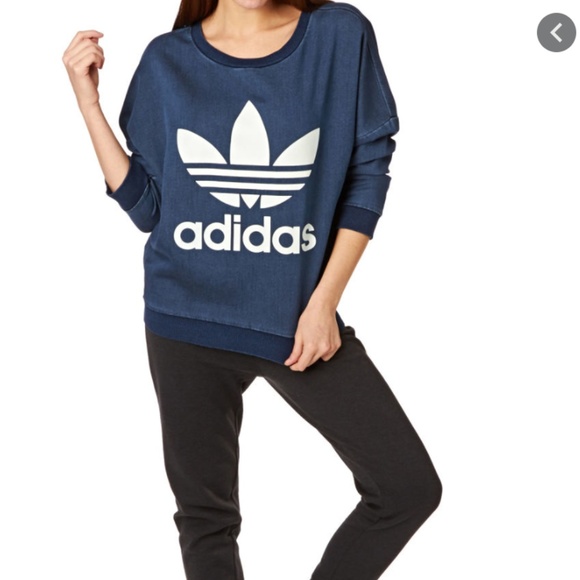 adidas Tops - *NWT* Adidas Trefoil Crewneck